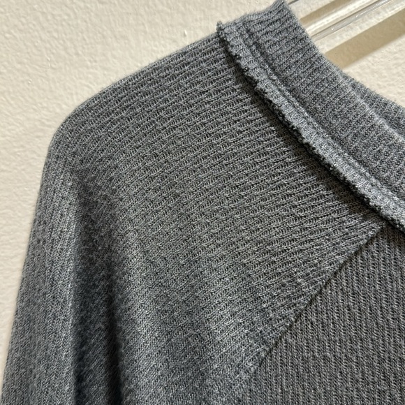FREE PEOPLE | Snowy Thermal, Blue/Gray size small - Picture 5 of 11